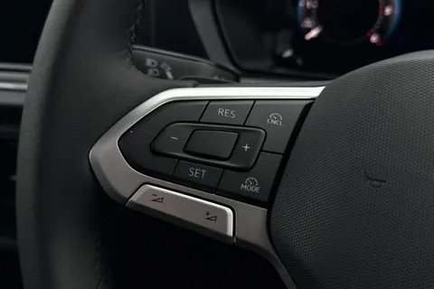 41 of 57 for Volkswagen Caddy Maxi 2.0 TDI DSG Euro 6 (s/s) 5dr