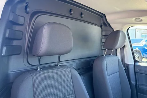  Volkswagen Caddy 2.0 TDI C20 Commerce Plus SWB Euro 6 (s/s) 5dr Thumbnail #20