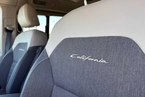 37 of 54 for Volkswagen California 2.0 TDI Ocean DSG Euro 6 (s/s) 4dr