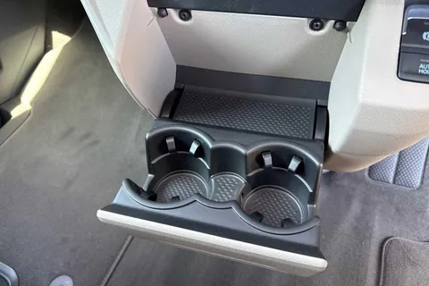 44 of 54 for Volkswagen California 2.0 TDI Ocean DSG Euro 6 (s/s) 4dr