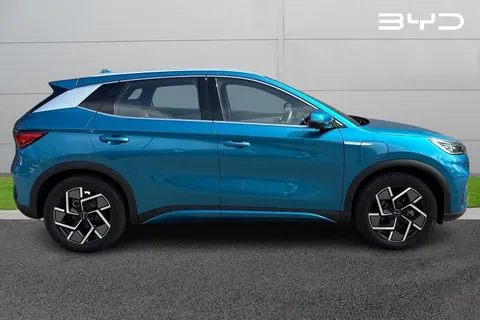 DG25RVT BYD ATTO 3 60.48kWh Design Auto 5dr Thumbnail #4