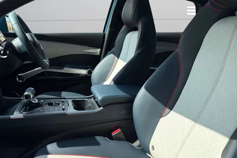 DG25RVT BYD ATTO 3 60.48kWh Design Auto 5dr Thumbnail #11