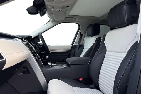 Land Rover Discovery 3.0 D350 MHEV Dynamic HSE Auto 4WD Euro 6 (s/s) 5dr Thumbnail #4