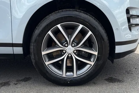 Land Rover Range Rover Evoque 2.0 D200 MHEV Dynamic SE Auto 4WD Euro 6 (s/s) 5dr Thumbnail #9