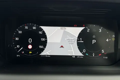  Land Rover Discovery Sport 2.0 D200 MHEV Dynamic HSE Auto 4WD Euro 6 (s/s) 5dr Thumbnail #16