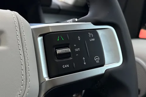 Land Rover Discovery 3.0 D350 MHEV Dynamic HSE Auto 4WD Euro 6 (s/s) 5dr Thumbnail #19