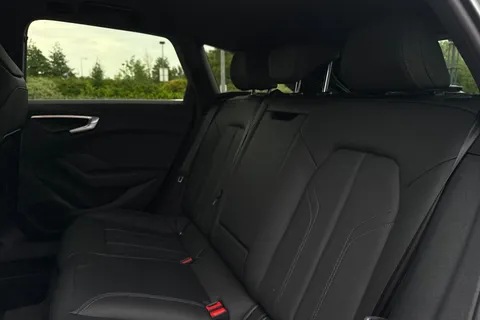  Audi A5 Avant 2.0 TDI S line S Tronic Euro 6 (s/s) 5dr Thumbnail #19