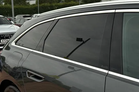  Audi A5 Avant 2.0 TDI S line S Tronic Euro 6 (s/s) 5dr Thumbnail #47