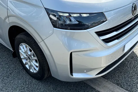 Volkswagen Transporter 2.0 TDI T30 Commerce Pro FWD SWB Euro 6 (s/s) 5dr Thumbnail #9