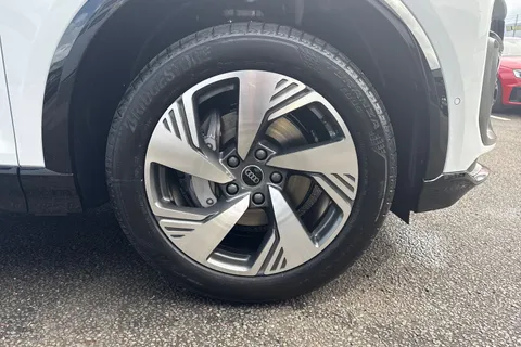 Audi Q6 E-Tron 100kWh Performance S line Auto 5dr Thumbnail #10