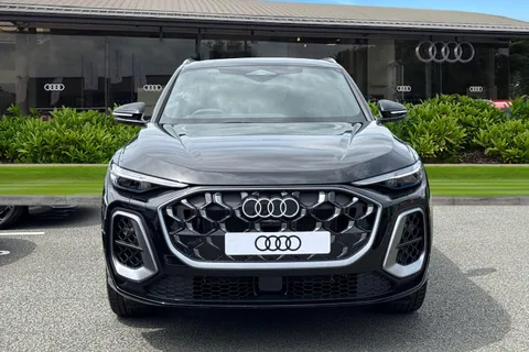  Audi Q5 2.0 TDI S line S Tronic quattro Euro 6 (s/s) 5dr Thumbnail #6