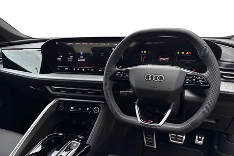  Audi Q5 2.0 TDI S line S Tronic quattro Euro 6 (s/s) 5dr Thumbnail #18