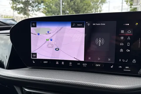  Audi Q5 2.0 TDI S line S Tronic quattro Euro 6 (s/s) 5dr Thumbnail #25