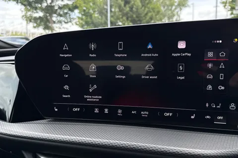  Audi Q5 2.0 TDI S line S Tronic quattro Euro 6 (s/s) 5dr Thumbnail #27