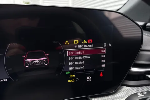  Audi Q5 2.0 TDI S line S Tronic quattro Euro 6 (s/s) 5dr Thumbnail #35