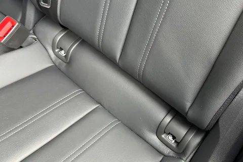  Audi Q5 2.0 TDI S line S Tronic quattro Euro 6 (s/s) 5dr Thumbnail #53