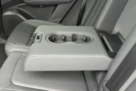  Audi Q5 2.0 TDI S line S Tronic quattro Euro 6 (s/s) 5dr Thumbnail #54