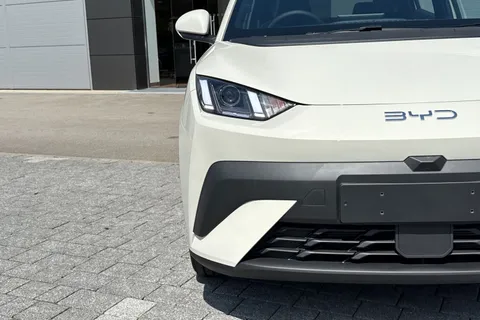  BYD Dolphin Surf 43.2kWh Boost Auto 5dr Thumbnail #28