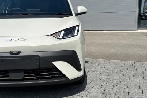  BYD Dolphin Surf 43.2kWh Boost Auto 5dr Thumbnail #29