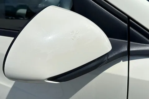  BYD Dolphin Surf 43.2kWh Boost Auto 5dr Thumbnail #46