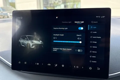  BYD Dolphin Surf 43.2kWh Boost Auto 5dr Thumbnail #53