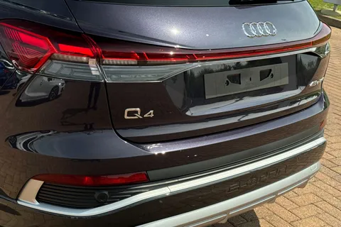  Audi Q4 e-tron 45 S line Auto 5dr 82kWh Thumbnail #8