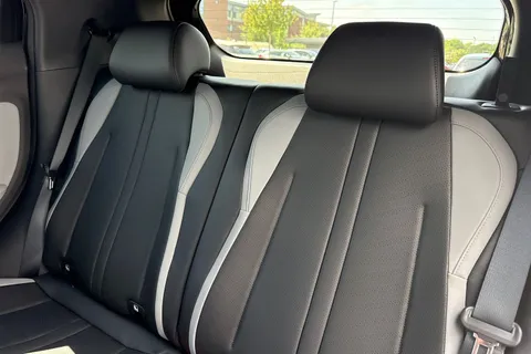  BYD Dolphin Surf 43.2kWh Comfort Auto 5dr Thumbnail #14