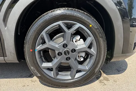  BYD Dolphin Surf 43.2kWh Comfort Auto 5dr Thumbnail #22