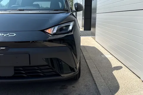  BYD Dolphin Surf 43.2kWh Comfort Auto 5dr Thumbnail #26