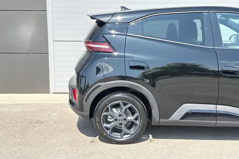  BYD Dolphin Surf 43.2kWh Comfort Auto 5dr Thumbnail #28