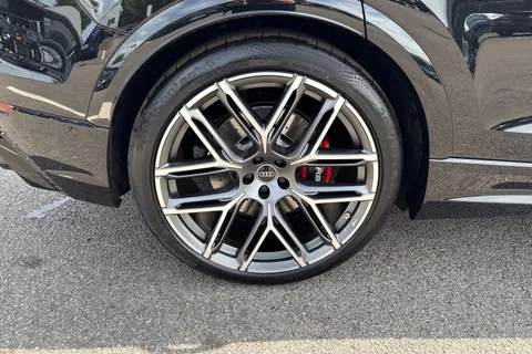  Audi RS Q8 4.0 TFSI V8 Tiptronic quattro Euro 6 (s/s) 5dr Thumbnail #11