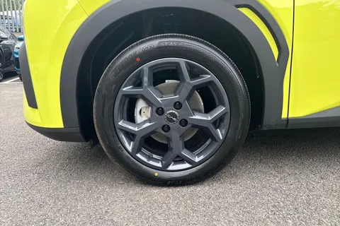  BYD Dolphin Surf 43.2kWh Boost Auto 5dr Thumbnail #24