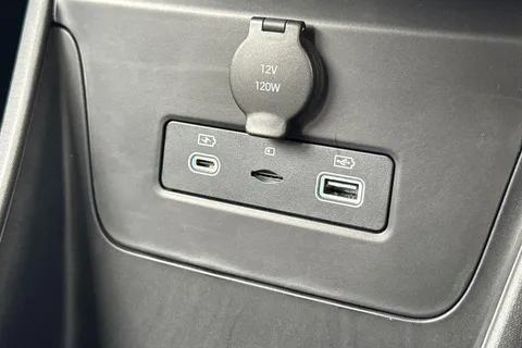  BYD Dolphin Surf 43.2kWh Boost Auto 5dr Thumbnail #40