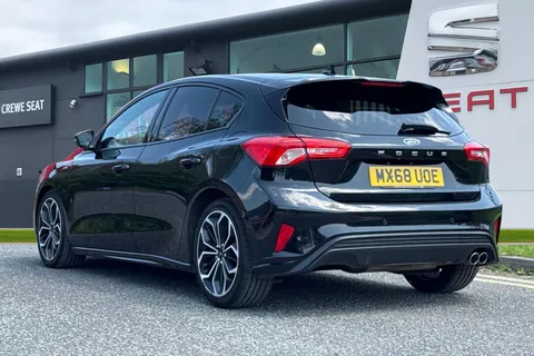 MX68UOE Ford Focus 1.5 EcoBlue ST-Line X Auto Euro 6 (s/s) 5dr Thumbnail #2