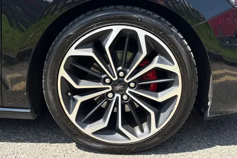 MX68UOE Ford Focus 1.5 EcoBlue ST-Line X Auto Euro 6 (s/s) 5dr Thumbnail #9