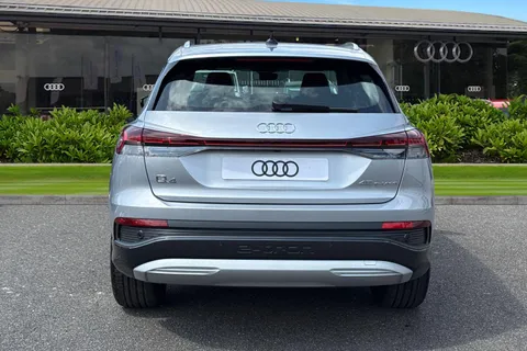 Audi Q4 e-tron 45 Sport Auto 5dr 82kWh Thumbnail #5