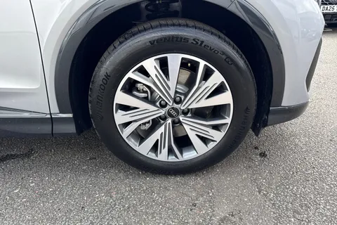 Audi Q4 e-tron 45 Sport Auto 5dr 82kWh Thumbnail #10