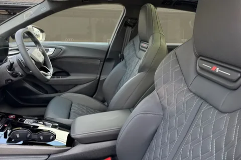 Audi S5 Avant 3.0 TFSI Edition 1 S Tronic quattro Euro 6 (s/s) 5dr Thumbnail #16