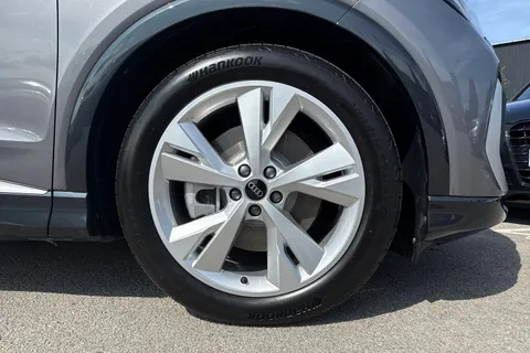 9 of 53 for Audi Q4 e-tron 55 S line Sportback Auto quattro 5dr 82kWh