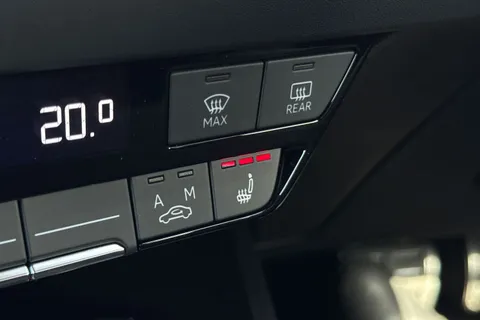 43 of 53 for Audi Q4 e-tron 55 S line Sportback Auto quattro 5dr 82kWh