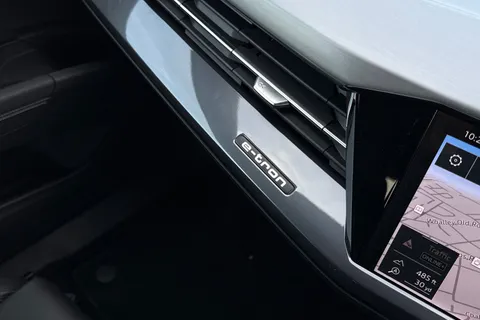 44 of 53 for Audi Q4 e-tron 55 S line Sportback Auto quattro 5dr 82kWh