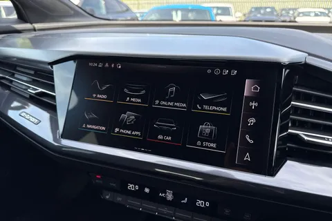 46 of 53 for Audi Q4 e-tron 55 S line Sportback Auto quattro 5dr 82kWh