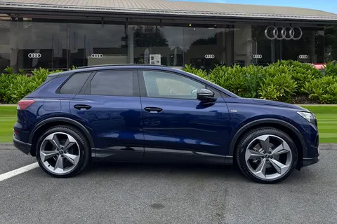 Audi Q4 e-tron 35 Black Edition Auto 5dr 55kWh Thumbnail #4
