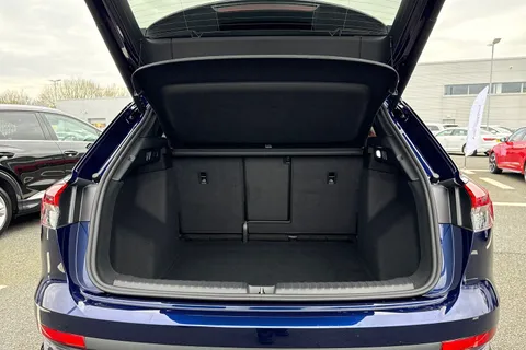 Audi Q4 e-tron 35 Black Edition Auto 5dr 55kWh Thumbnail #7