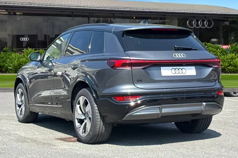 Audi Q6 E-Tron 100kWh S line Auto quattro 5dr Thumbnail #3