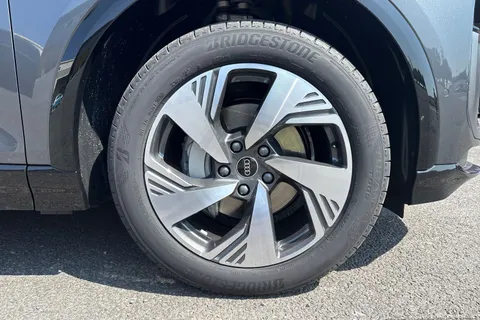 Audi Q6 E-Tron 100kWh S line Auto quattro 5dr Thumbnail #10