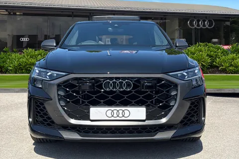  Audi RS Q8 4.0 TFSI V8 Performance Carbon Vorsprung Tiptronic quattro Euro 6 (s/s) 5dr Thumbnail #6