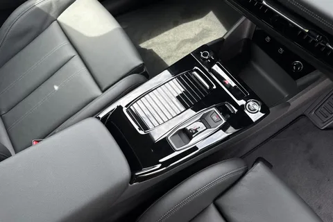  Audi Q6 E-Tron 100kWh Performance Sport Auto 5dr Thumbnail #23