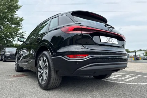  Audi Q6 E-Tron 100kWh Performance Sport Auto 5dr Thumbnail #40