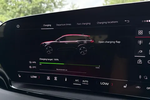  Audi Q6 E-Tron 100kWh Performance Sport Auto 5dr Thumbnail #57